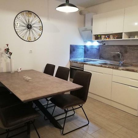 Apartma Stela In Terme Catez Catez ob Savi Exteriér fotografie