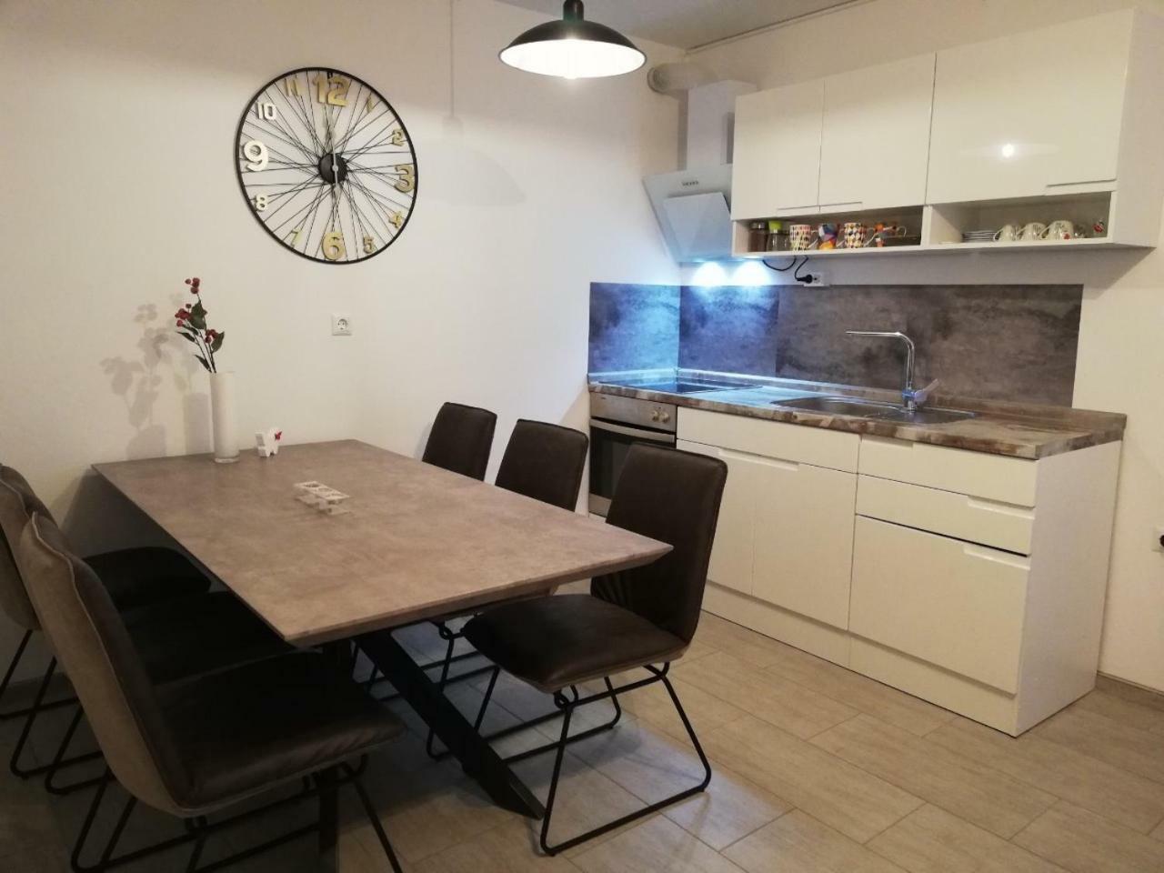 Apartma Stela In Terme Catez Catez ob Savi Exteriér fotografie